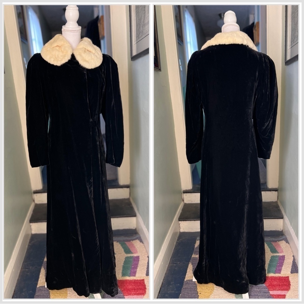 Vintage Joseph Horne Co. Fashion Originators Guild Black Velvet Lined Opera Coat